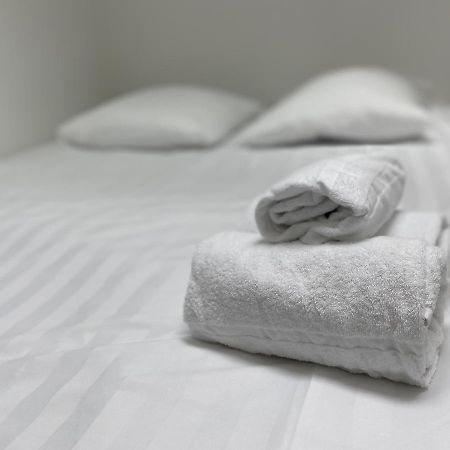 Les Cosy De Nancy - Mister Charles Sous Les Toits, Place Du Marche 4* ภายนอก รูปภาพ